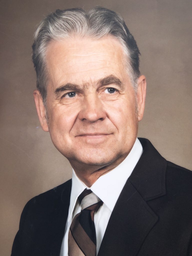 Gerald (“Jerry”) Vincent Stenberg, retired Covenant pastor and former superintendent of the Canada Conference, died October 26. He was 97.
